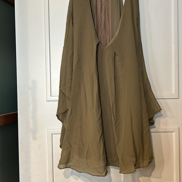 Tan Flowy Sheer Top- sz XL -New - Picture 2 of 9
